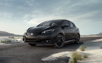 Side view of Nissan LEAF | Nissan of Pittsfield in Pittsfield MA