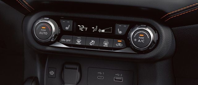 2023 Nissan Versa Automatic Climate control